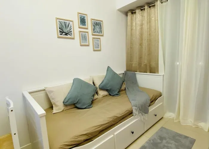 Le Serein De Jean-mathis Apartment Manila